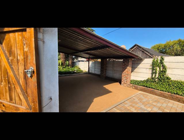 3 BEDROOM HOUSE FOR SALE IN GLEN MARAIS